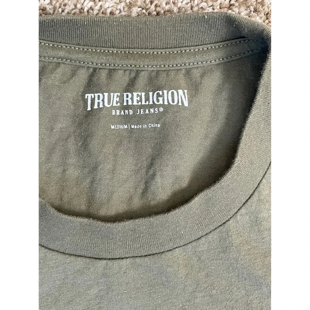 True Religion Mens Olive Green Buddha Guitar Graphic T-Shirt Medium Short Sleeve